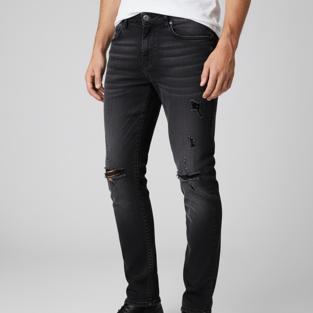 Men's Black Distressed Jeans